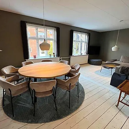 Byhuset - Haven 10 3*
